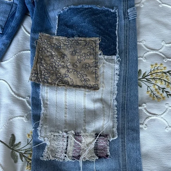 🛍️SALE🛍️ Free People We The Free Patchwork Denim Distressed Patchwork Jeans - Picture 3 of 9